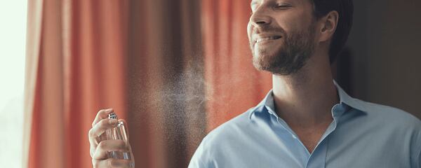 Comment tirer le meilleur parti de votre parfum: le secret d'une peau et de vêtements plus durables
