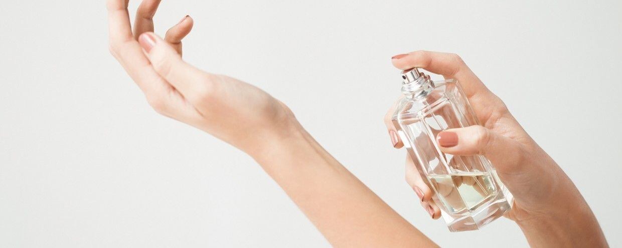 Comment prolonger au maximum l'intensité de votre parfum préféré ?